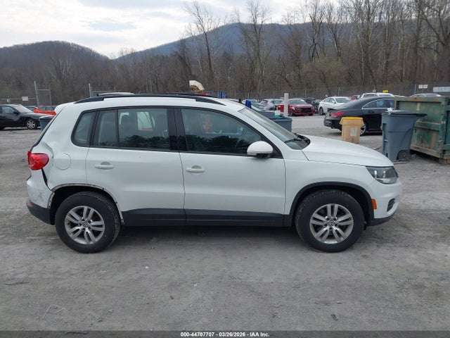 Продаж на аукціоні авто 2016 Volkswagen Tiguan S, vin: WVGBV7AX5GW602328, номер лоту: 44707707