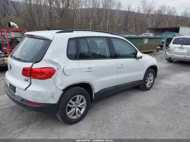 Продаж на аукціоні авто 2016 Volkswagen Tiguan S, vin: WVGBV7AX5GW602328, номер лоту: 44707707
