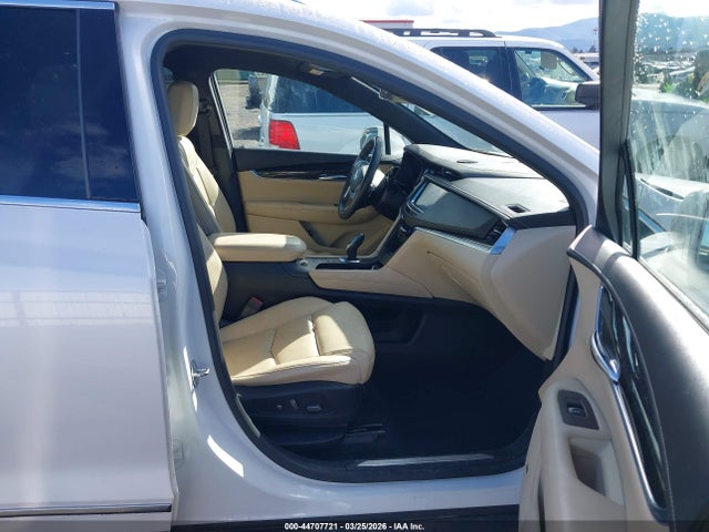 1GYKNARS3HZ277330 Cadillac XT5
