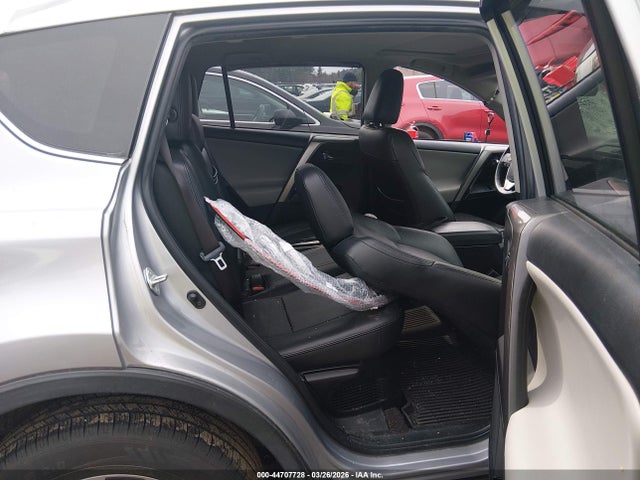 JTMRJREV4JD202461 Toyota Rav4 Hybrid Xle