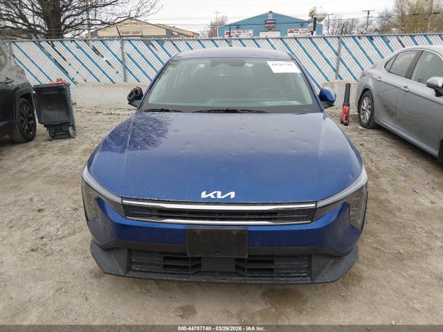 2025 Kia K4 Lxs მანქანა იყიდება აუქციონზე, vin: 3KPFT4DE2SE097310, აუქციონის ნომერი: 44707740