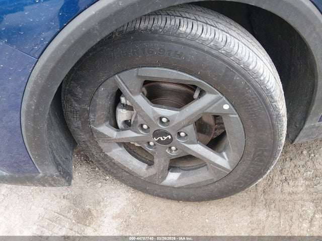 2025 Kia K4 Lxs მანქანა იყიდება აუქციონზე, vin: 3KPFT4DE2SE097310, აუქციონის ნომერი: 44707740