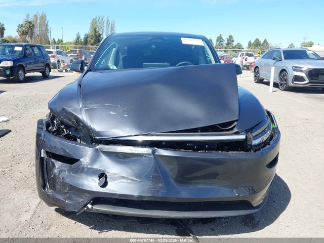 7SAYGDED5TF387848 Tesla Model Y Premium Rear-wheel Drive/standard Rear-wheel Drive
