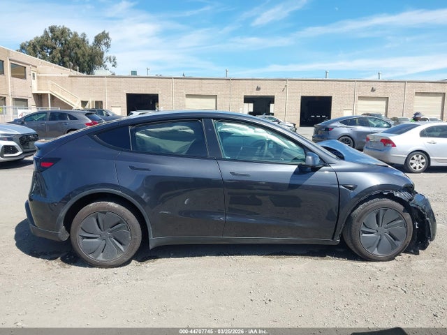 7SAYGDED5TF387848 Tesla Model Y Premium Rear-wheel Drive/standard Rear-wheel Drive