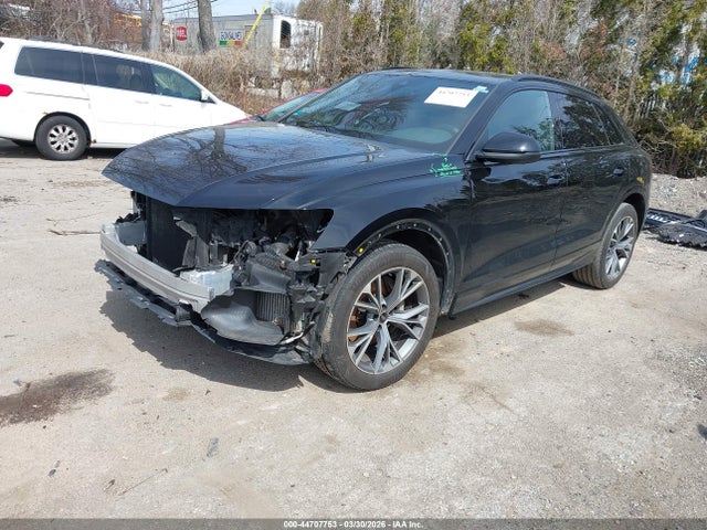 2021 Audi Q8 Premium 55 Tfsi Quattro Tiptronic მანქანა იყიდება აუქციონზე, vin: WA1AVAF14MD007991, აუქციონის ნომერი: 44707753