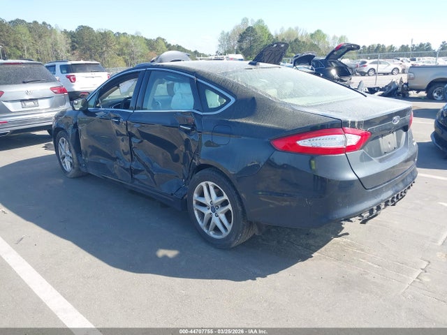 44707755 :رقم المزاد ، 3FA6P0HD0FR251502 vin ، 2015 Ford Fusion Se مزاد بيع