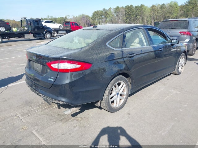 44707755 :رقم المزاد ، 3FA6P0HD0FR251502 vin ، 2015 Ford Fusion Se مزاد بيع
