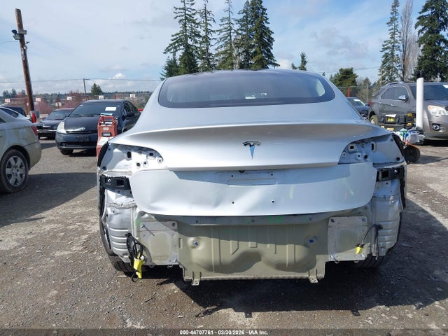 Продажа на аукционе авто 2018 Tesla Model 3 Long Range/mid Range, vin: 5YJ3E1EA2JF033297, номер лота: 44707761