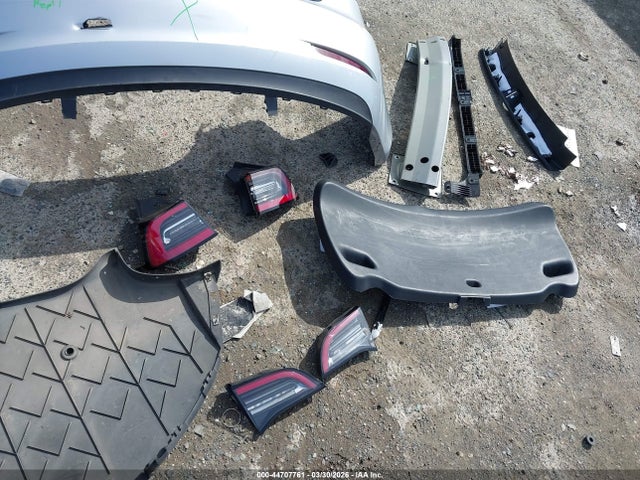 Продажа на аукционе авто 2018 Tesla Model 3 Long Range/mid Range, vin: 5YJ3E1EA2JF033297, номер лота: 44707761