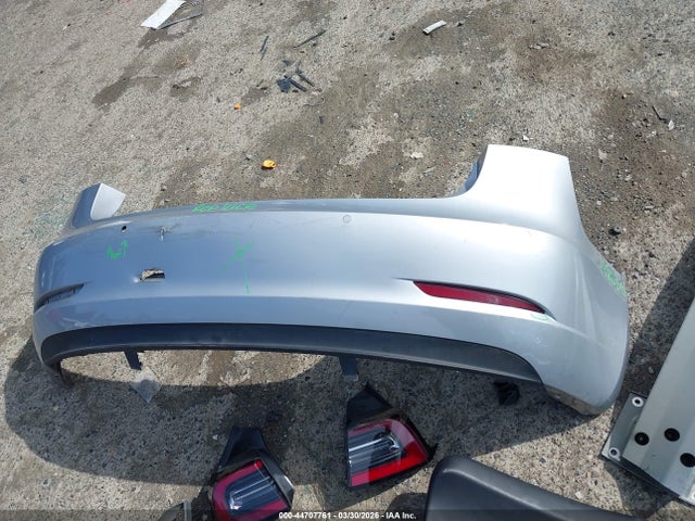 Продажа на аукционе авто 2018 Tesla Model 3 Long Range/mid Range, vin: 5YJ3E1EA2JF033297, номер лота: 44707761