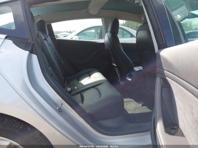 Продажа на аукционе авто 2018 Tesla Model 3 Long Range/mid Range, vin: 5YJ3E1EA2JF033297, номер лота: 44707761