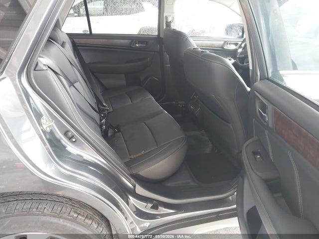 Продажа на аукционе авто 2018 Subaru Outback 2.5i Limited, vin: 4S4BSANC6J3313027, номер лота: 44707772