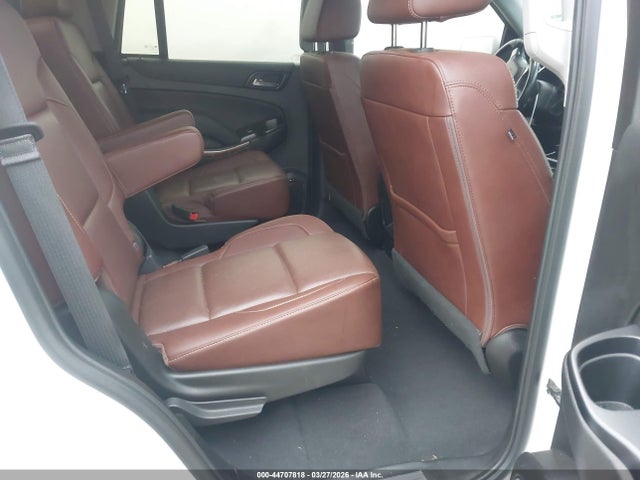 44707818 :رقم المزاد ، 1GNSKCKJ6KR285030 vin ، 2019 Chevrolet Tahoe Premier مزاد بيع