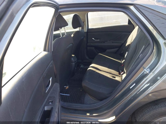 KMHLM4DG4RU806831 Hyundai ELANTRA SEL
