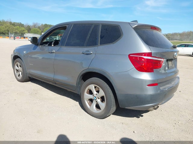 2011 BMW X3 5UXWX5C58BL704117 Photo 2