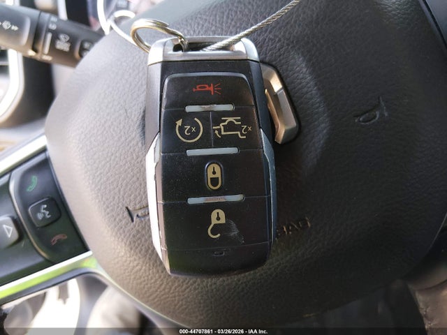 2020 RAM 1500 1C6SRFJT1LN381169 Photo 10