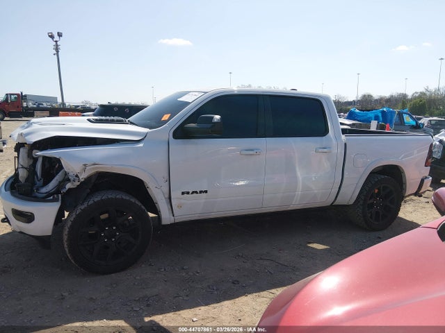 Продажа на аукционе авто 2020 Ram 1500 Laramie  4x4 5'7 Box, vin: 1C6SRFJT1LN381169, номер лота: 44707861