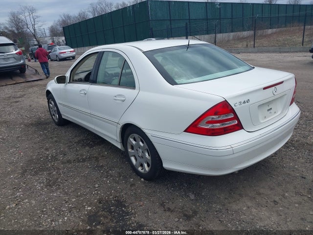 Продаж на аукціоні авто 2005 Mercedes-benz C 240 Luxury, vin: WDBRF61J25A813839, номер лоту: 44707878
