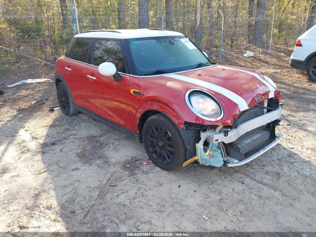 2015 MINI HARDTOP WMWXS5C5XFT832575