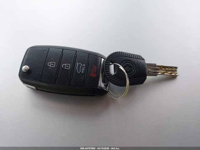 44707900 :رقم المزاد ، KNDJP3A5XF7812661 vin ، 2015 Kia Soul + مزاد بيع
