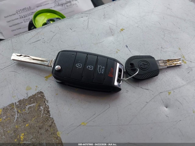 44707900 :رقم المزاد ، KNDJP3A5XF7812661 vin ، 2015 Kia Soul + مزاد بيع