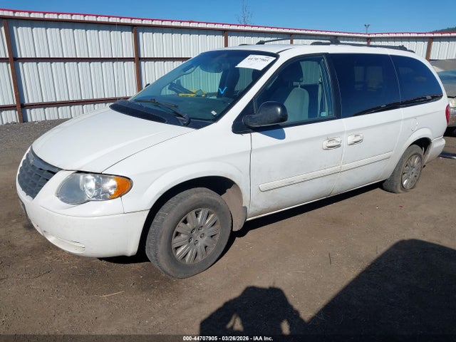 44707905 :رقم المزاد ، 2A4GP44R06R705741 vin ، 2006 Chrysler Town & Country Lx مزاد بيع