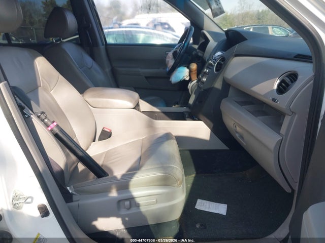 2015 HONDA PILOT 5FNYF4H59FB061625 Photo 4