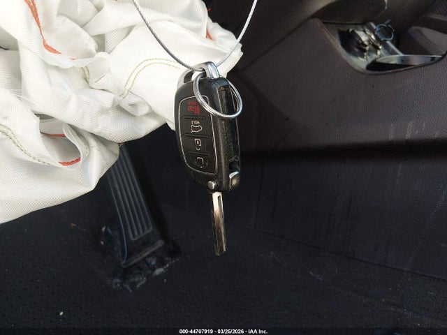 Продаж на аукціоні авто 2015 Hyundai Santa Fe Sport 2.4l, vin: 5XYZUDLB4FG277723, номер лоту: 44707919