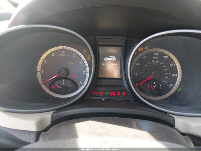 Продаж на аукціоні авто 2015 Hyundai Santa Fe Sport 2.4l, vin: 5XYZUDLB4FG277723, номер лоту: 44707919