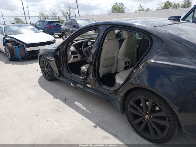 SAJAE4BV0HA951070 Jaguar Xe 35t Prestige