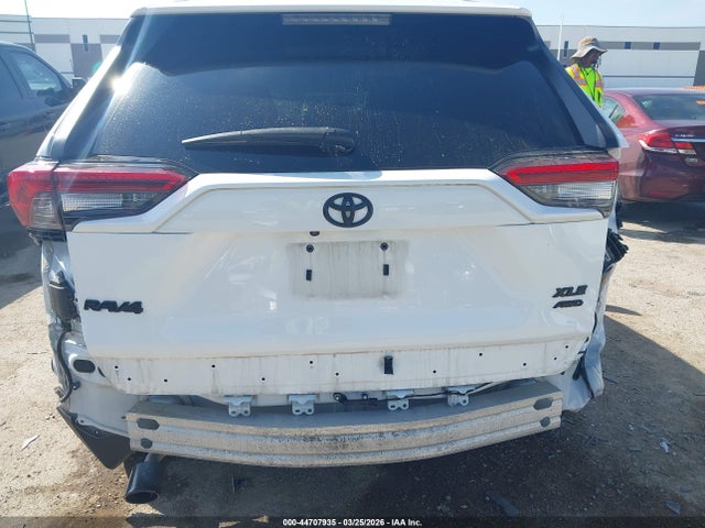 2024 Toyota Rav4 Xle მანქანა იყიდება აუქციონზე, vin: 2T3P1RFV3RC404522, აუქციონის ნომერი: 44707935