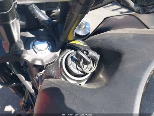 JYARN71Y7PA000809 Yamaha Mt09 C
