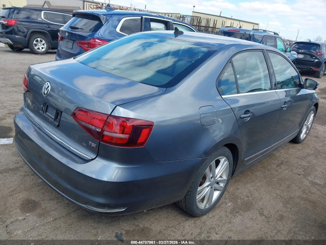 Продажа на аукционе авто 2017 Volkswagen Jetta 1.8t Sel/1.8t Sel Premium, vin: 3VWL17AJXHM413172, номер лота: 44707961