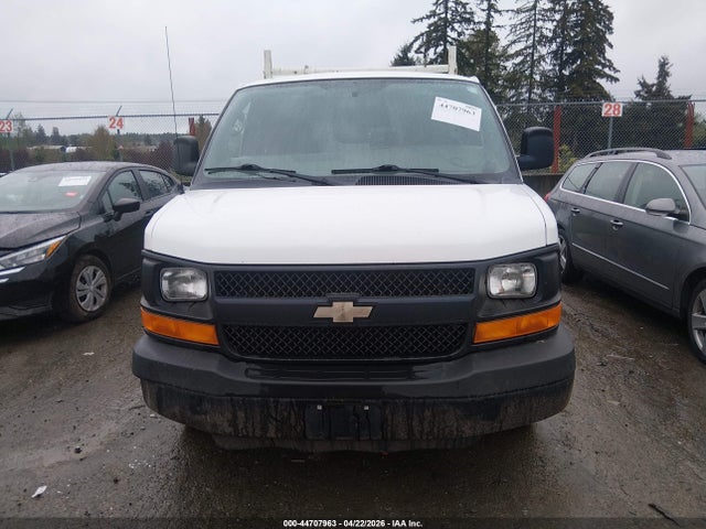 1GCSGAFX0E1118579 Chevrolet Express 1500 Work Van