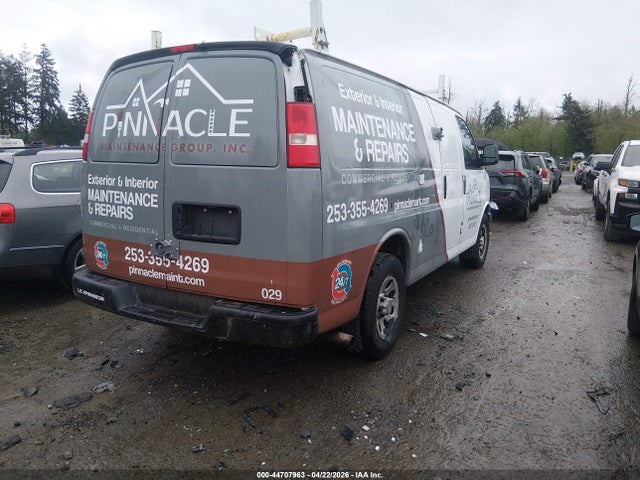 1GCSGAFX0E1118579 Chevrolet Express 1500 Work Van