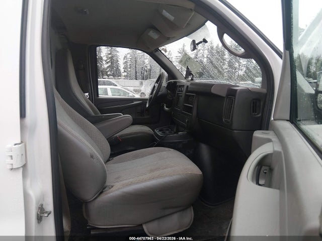 1GCSGAFX0E1118579 Chevrolet Express 1500 Work Van