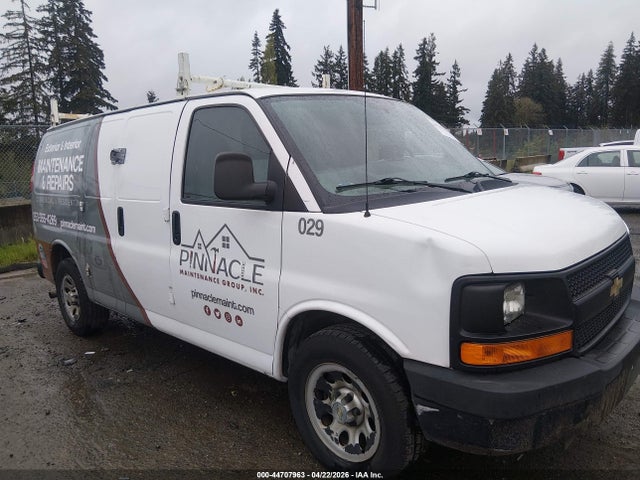 1GCSGAFX0E1118579 Chevrolet Express 1500 Work Van
