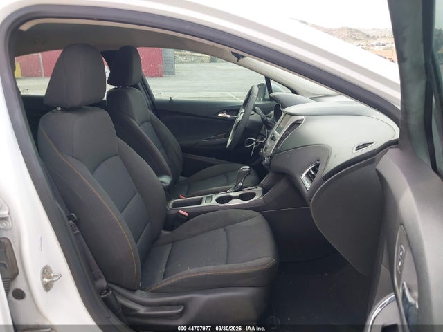 1G1BC5SM6G7233968 Chevrolet Cruze Ls Auto