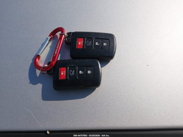 44707983 :رقم المزاد ، 5TDJZRFH1JS553931 vin ، 2018 Toyota Highlander Se مزاد بيع