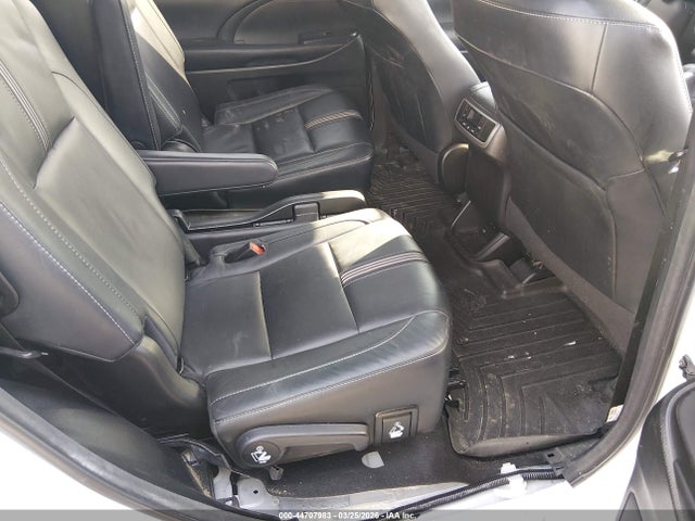 44707983 :رقم المزاد ، 5TDJZRFH1JS553931 vin ، 2018 Toyota Highlander Se مزاد بيع