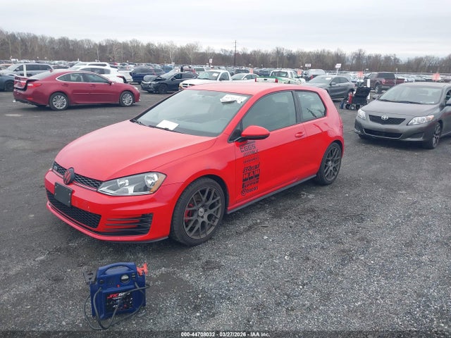 Продажа на аукционе авто 2015 Volkswagen Golf Gti 2.0t S 2-door, vin: 3VWYT7AU3FM065786, номер лота: 44708032