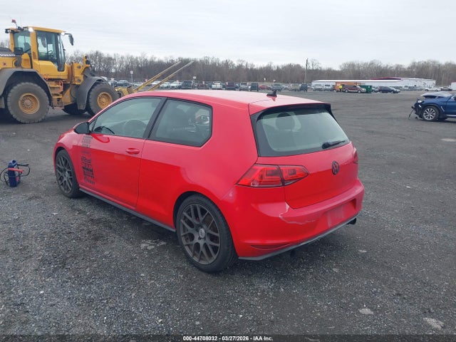 Продажа на аукционе авто 2015 Volkswagen Golf Gti 2.0t S 2-door, vin: 3VWYT7AU3FM065786, номер лота: 44708032