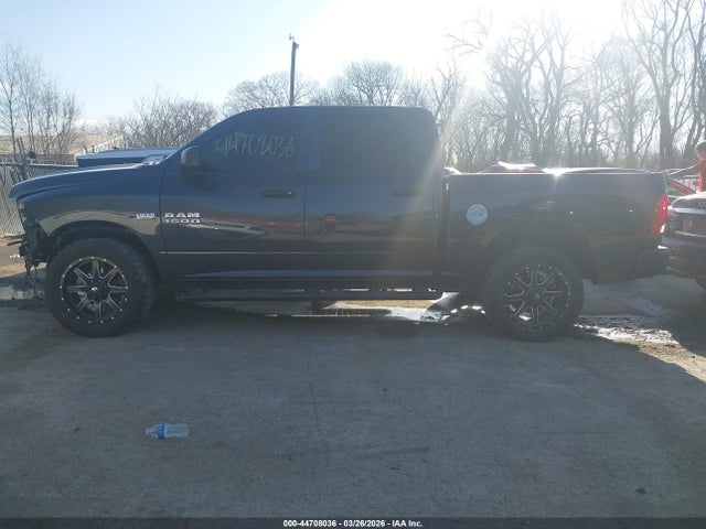 44708036 :رقم المزاد ، 1C6RR7KT4GS113050 vin ، 2016 Ram 1500 Express مزاد بيع