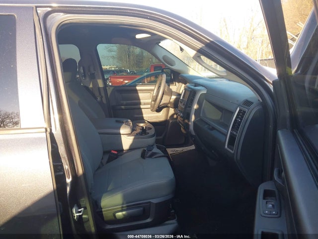 44708036 :رقم المزاد ، 1C6RR7KT4GS113050 vin ، 2016 Ram 1500 Express مزاد بيع