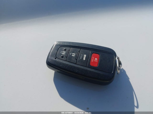 4T1T11AK6PU763851 Toyota CAMRY SE