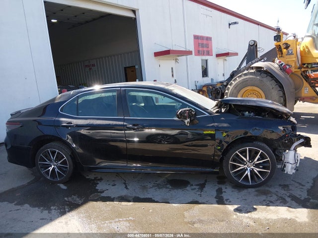 4T1T11AK6PU763851 Toyota CAMRY SE