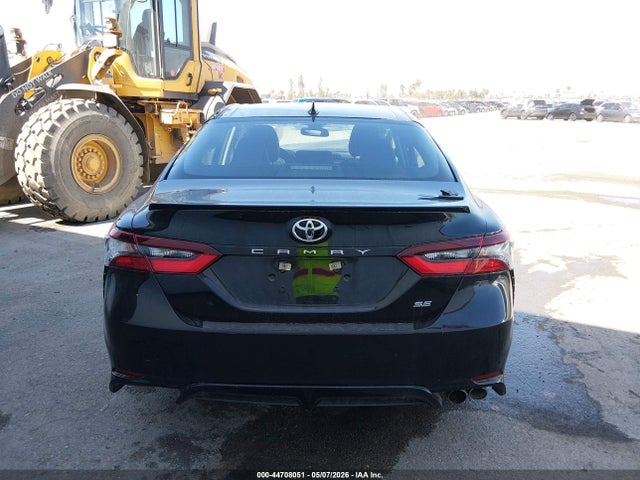 4T1T11AK6PU763851 Toyota CAMRY SE