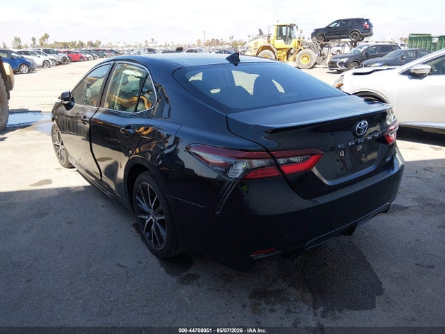 4T1T11AK6PU763851 Toyota CAMRY SE
