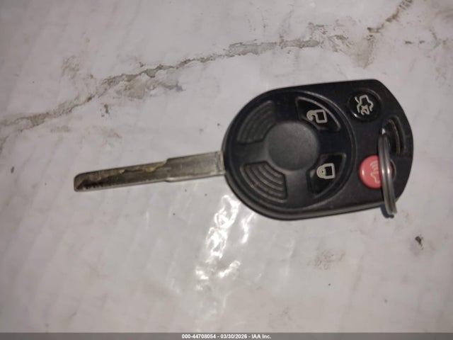 1FMCU0GD3HUC67417 Ford ESCAPE SE