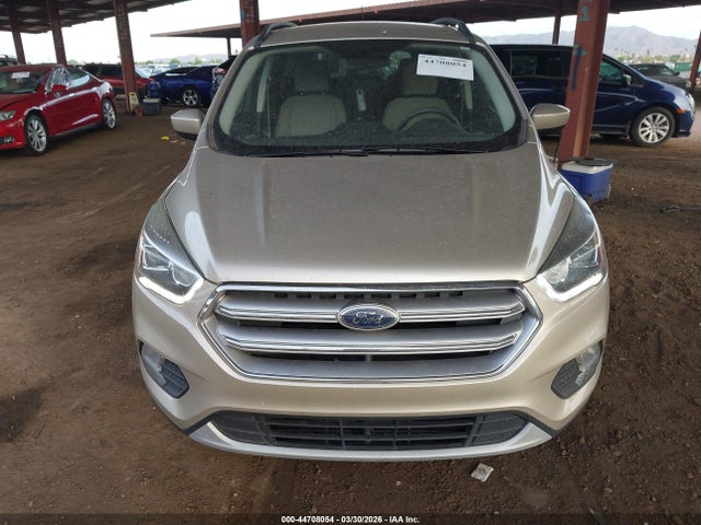 1FMCU0GD3HUC67417 Ford ESCAPE SE